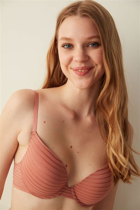 Roze Sutien İntense Extra Push Up Nude Colors Sutiene PLB55AUT22SKRS375A Penti Romania