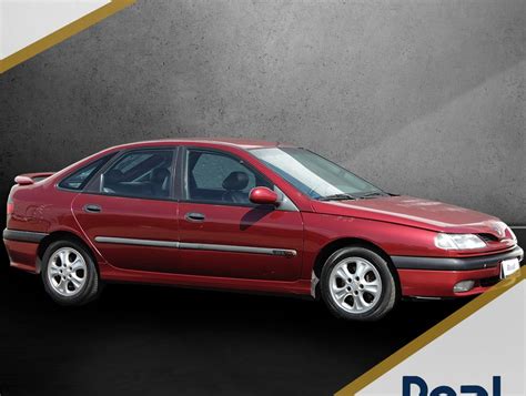 Renault Laguna RXE 2 0s 8V 16V Gasolina 4 portas câmbio Manual em