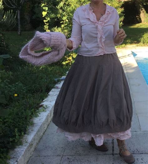 Nude et taupe Choux Bijoux Cailloux CBC Idées de mode Robe fashion Robe en laine