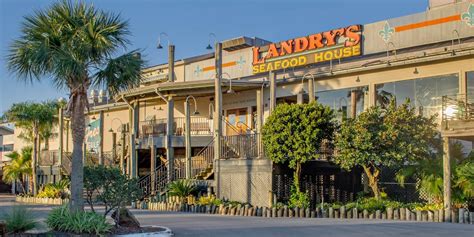 Lake Pontchartrain | Hours + Location | Landry's Seafood