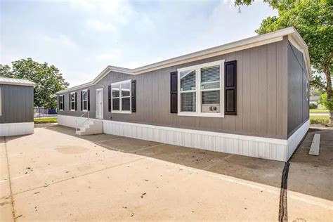 King Mobile Home for Sale - Village Homes Austin, TX