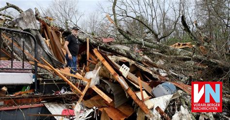 Tote Und Schwere Sch Den Nach Tornados In Den Usa Vorarlberger