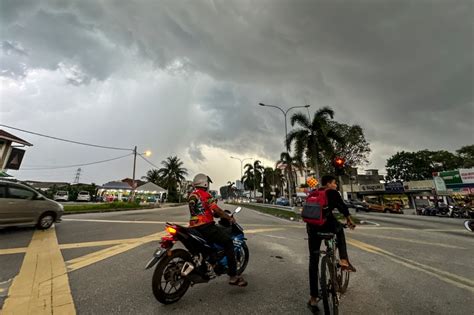 Metmalaysia Severe Weather Alert For Thunderstorms And Heavy Rain In