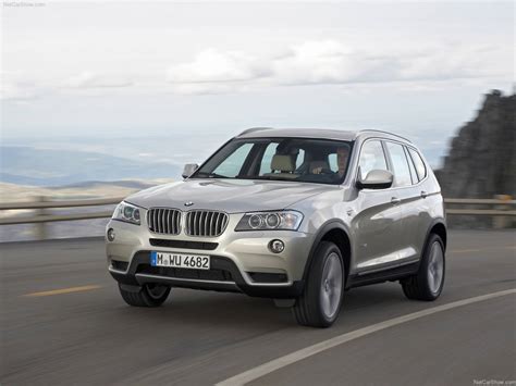 Best Automotive Channel: BMW X3, Style and Dynamism of The Powerful Engines