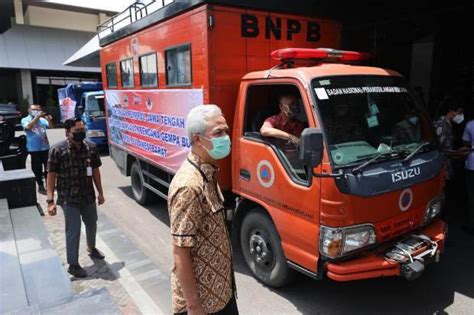 Ganjar Beri Bantuan Logistik Dan Uang Tunai Rp500 Juta Untuk Korban