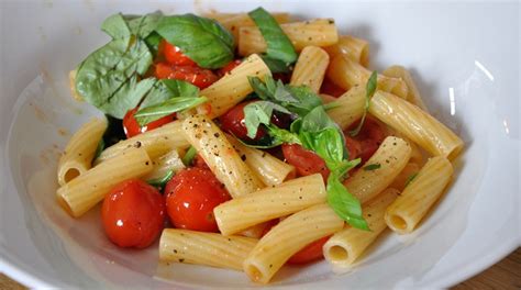 Penne Mit Kirschtomaten Und Basilikum Christians Kochstudio