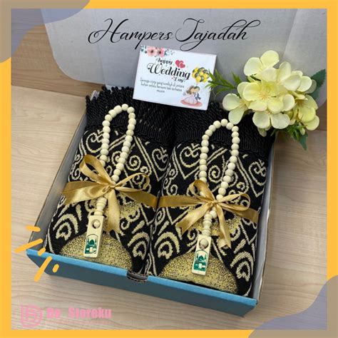 Jual HAMPERS SAJADAH TENUN COUPLE TASBIH KADO WEDDING LAMARAN