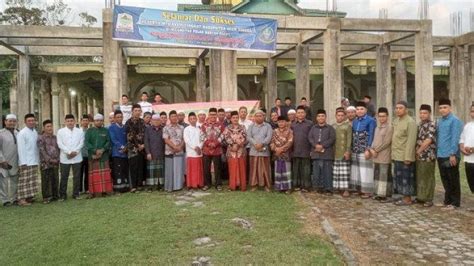 Pj Bupati Aceh Singkil Ajak Jamaah Shalat Subuh Makmurkan Masjid