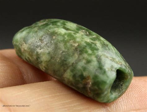 194 Ancient Pre Columbian Olmec Spotted Jaguar Greenstone Jade Jadeite