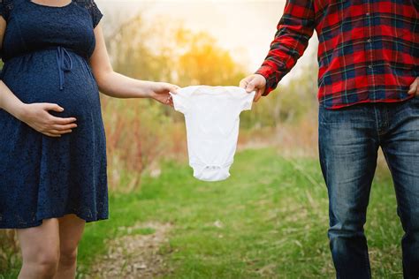 47 Unique Maternity Photoshoot Ideas