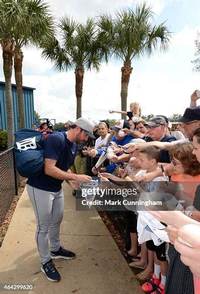 Justin Verlander Of The Detroit Tigers Signs Autographs For Fans