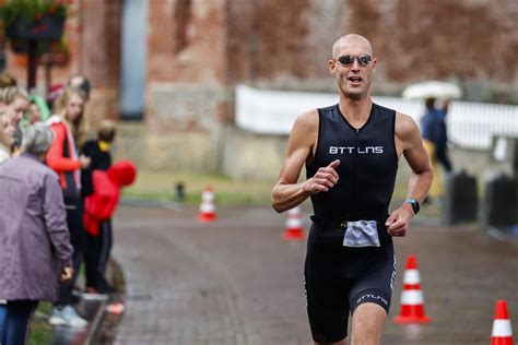 Maarten Van Der Weijden Jennifershaina