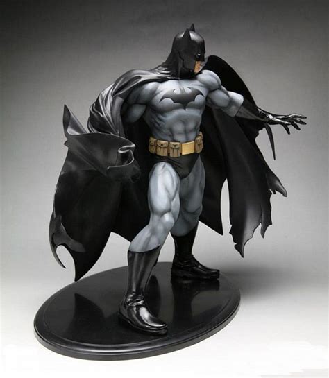 Batman Jim Lee Black Costume Artfx Statue  600×691 Batman Statue Batman Dc Comics Batman