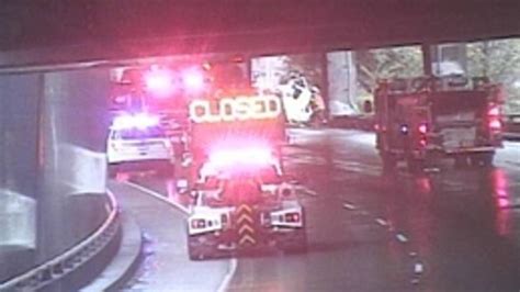 I 5 Express Lanes In Seattle Reopen Following Deadly Semi Truck Crash