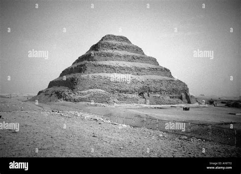 Pyramid construction marvel Black and White Stock Photos & Images - Alamy