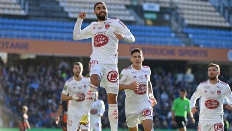 Ligue Le Stade Brestois S Impose Montpellier Et Relance La