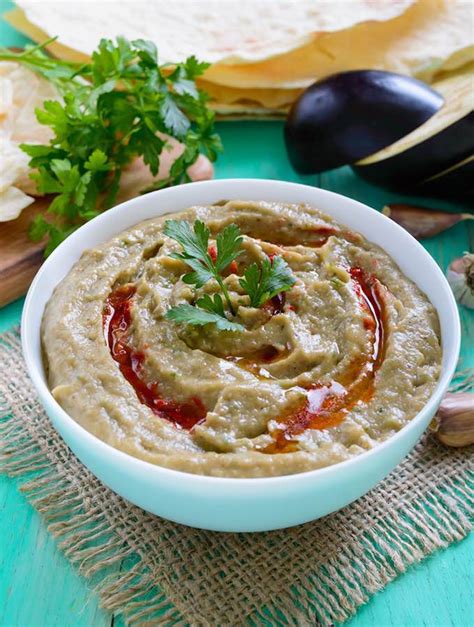 Baba Ghanoush Middle Eastern Roasted Eggplant Dip The Vegan Atlas