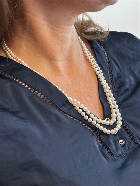 Mid Century Japanese White Akoya Pearl Graduating Double Strand