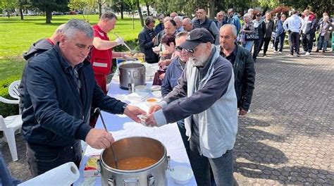 U Gradskom Parku U Sinju Obilje En Me Unarodni Praznik Rada Ferata