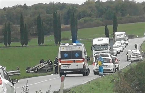 Incidente Sulla Sp27 A Colle Ferita Una Donna Di 68 Anni