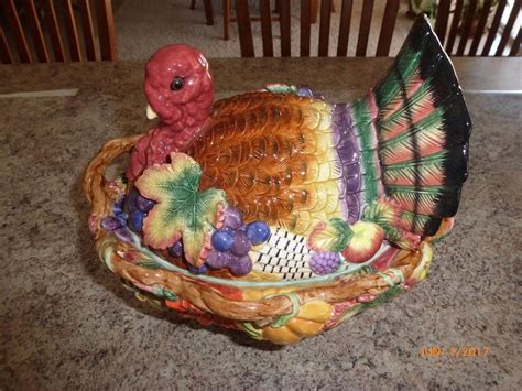 Fitz Floyd Turkey Autumn Bounty Covered Casserole Centerpiece Serving