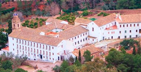 Fallece uno de los franciscanos de Gilet tras la brutal agresión del