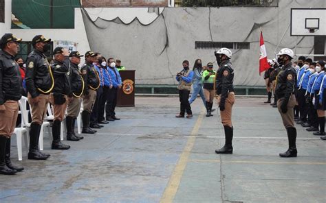 Policía Nacional Del Perú On Twitter Lima 200 Integrantes De Los Scoutsdelperu Fueron