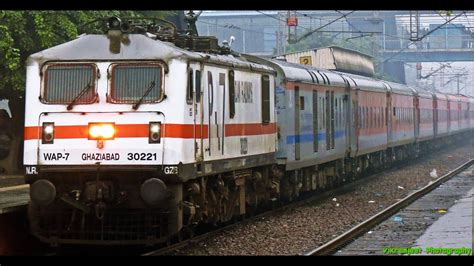 Fastest Rajdhani Express With Ill Fated WAP 7 On An Overcast Evening