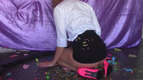 VACUUMING Videos And Porn Clips Clips Sale