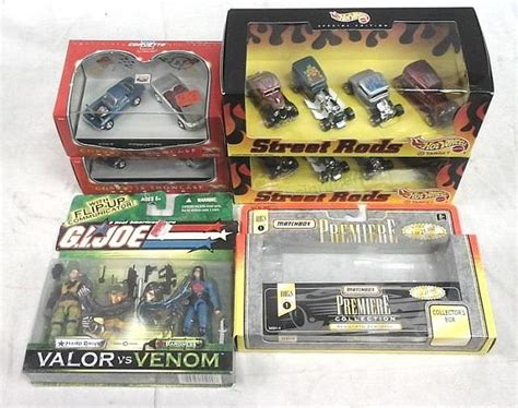 Lot Hot Wheels Street Rod Sets Gi Joe Figurines