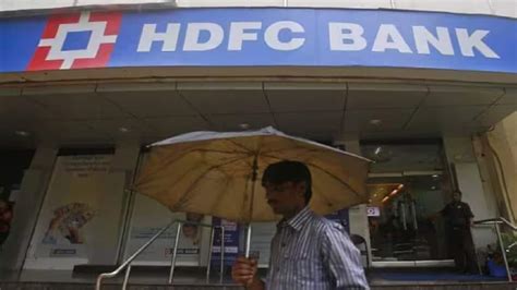 Hdfc Bank Share Price Hdfc Bank Stock Slips 3 As Mscis Lower Than