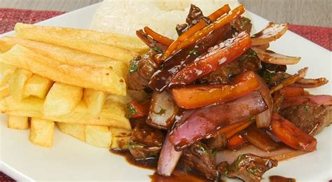 Actualizar 103 Imagen Lomo Saltado De Pollo A Comer Abzlocal Mx