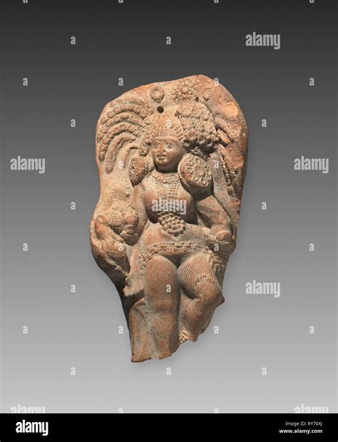 Terracotta Yakshi Hi Res Stock Photography And Images Alamy