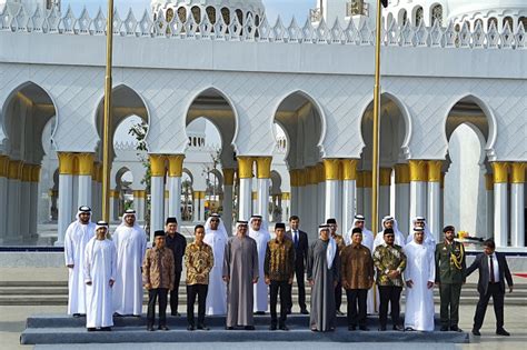 Megahnya Masjid Hadiah Presiden UEA Untuk Jokowi Biaya Rp300 M