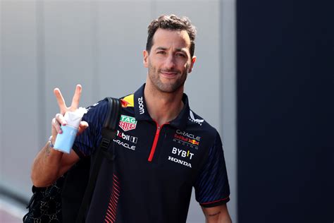 F News Daniel Ricciardo Sets His Sights On Red Bull Seat For Next