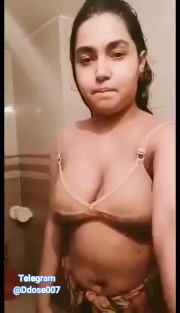 Extremely Cute Chubby Gf Likes To Record Herself While Taking Bath