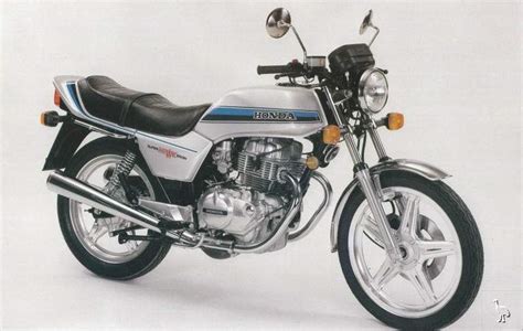 Мотоцикл Honda CB 250N Super Dream 1981 Фото Характеристики Обзор