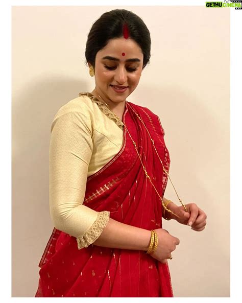 Ridhima Ghosh Instagram Happiness Makes You Glow Better” Hair And