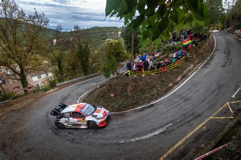 Ogier vence Rali da Catalunha e dá título para Toyota no WRC Notícia