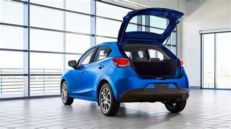 Toyota Yaris Hatchback 2020my Trunk