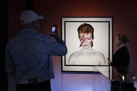 Bowie Taken By Duffy La Exposición Entre Madrid