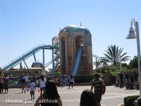 Journey to Atlantis at SeaWorld San Diego | Theme Park Archive