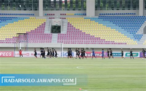 Stadion Manahan Steril Laga Perdana Persis Solo Ngungsi Radar Solo