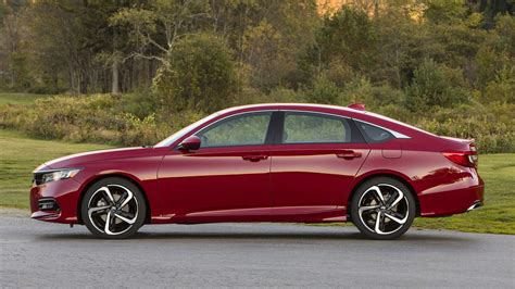 2018 Honda Accord Reviews And Rating Motor Trend