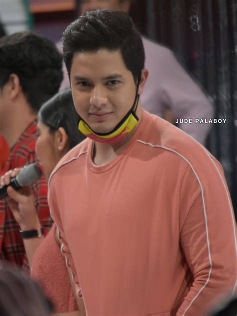 Alden Richards On Eat Bulaga January 1 2019 Ctto Alden Richards Tv Awards Richard