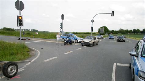 Schüler bei Unfall in Möhnesee Büecke verletzt Autofahrer missachtet