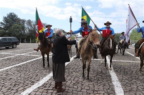 Abertura Da Semana Farroupilha Chegada Da Chama Crioula