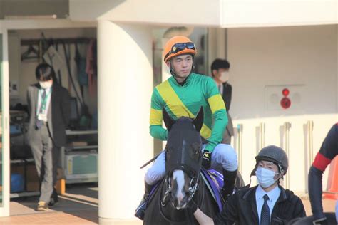 障害騎手名鑑！【2024年最新】 鈴木ショータの大穴マシマシ競馬