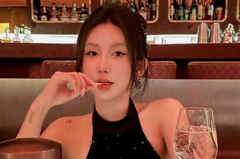 Nhan S C Hot Girl U T Viruss Tr N Livestream C A Ng C Kem T P Ch Tri Th C