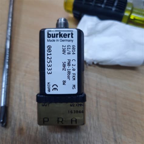 Jual SOLENOID VALVE BURKERT 6014 C 2 0 FKM MS 3 2 WAY 1 8 INCHI